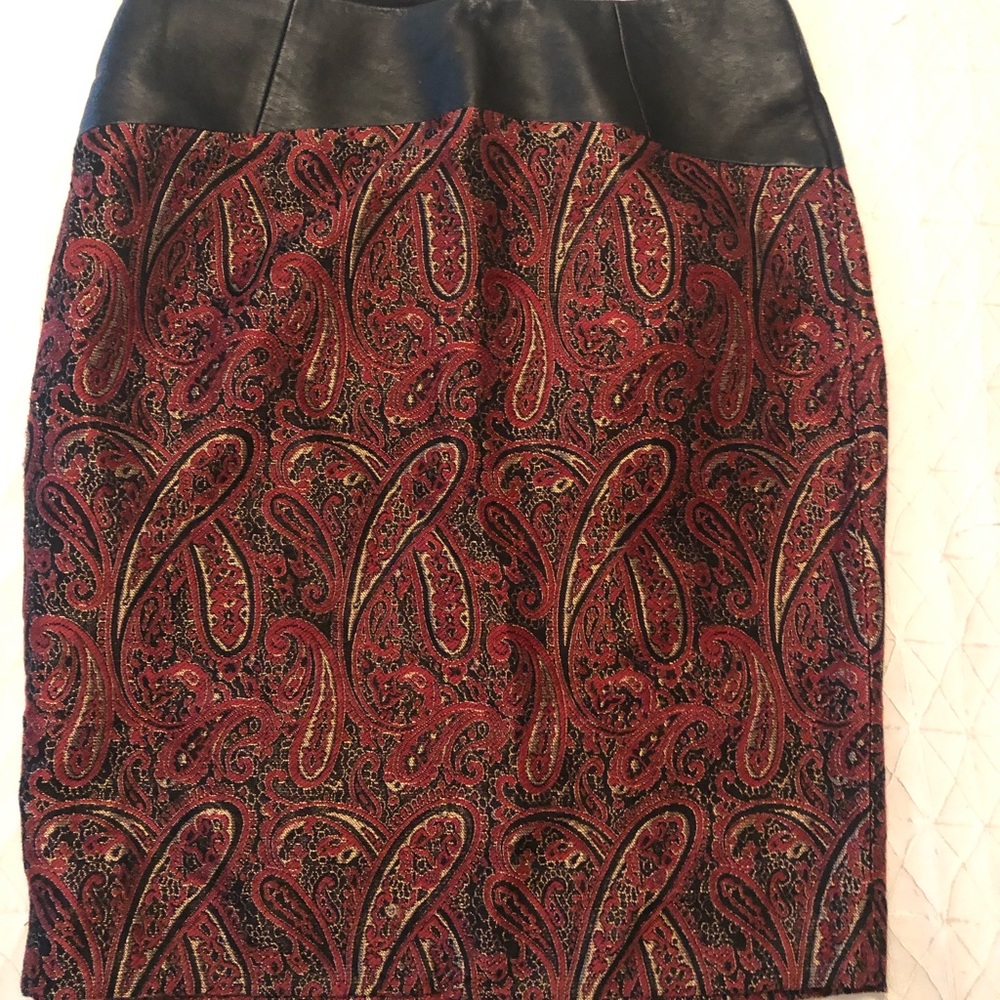 The Limited Pencil Skirt
